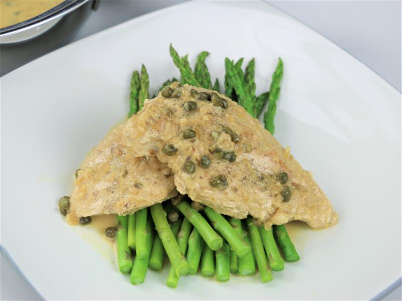 Chicken Piccata with Asparagus