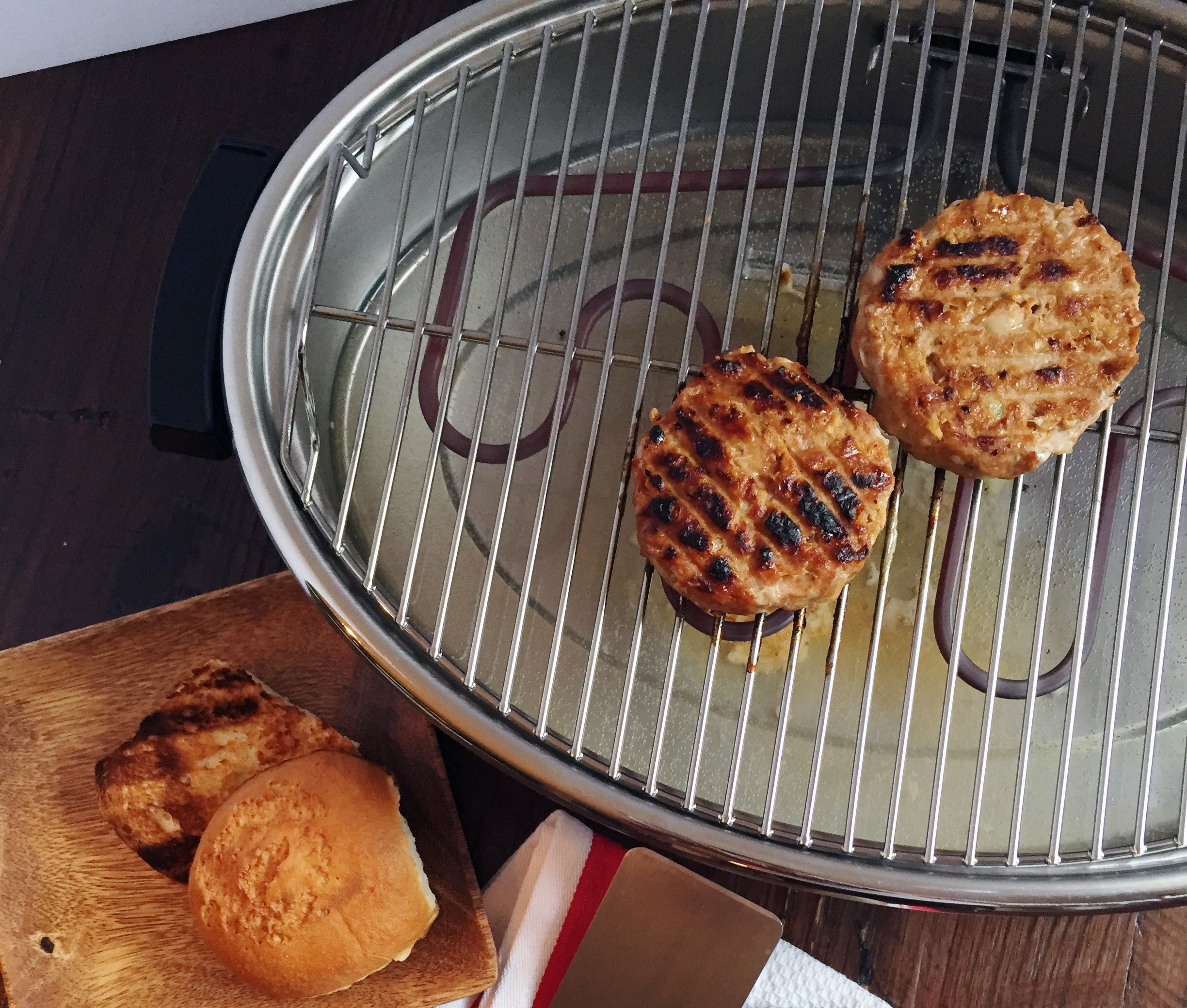 How To Cook Burgers On The Electric Skillet - Saladmaster