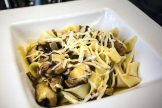 Saladmaster Recipe Pasta with Shitake Mushrooms, Lemon & Asparagus