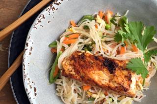 Delicious Thai recipe with grilled halibut and noodle salad