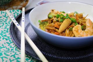 Shrimp, stirfry, pasta, asian, chinese, fastfood, 30 minutes, one pan