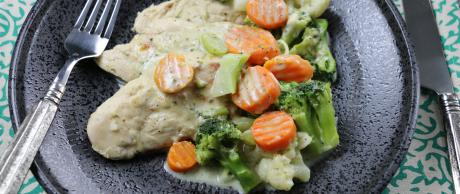 chicken, one pan meal, 30 minutes meal, vegetables, broccoli, carrots, cauliflower