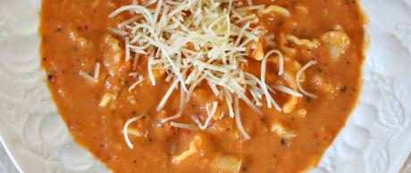 Receta de Saladmaster - Sopa de Parmesano, Albahaca y Tomate