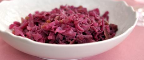 Sweet Sour Red Cabbage with Apples